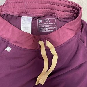 Figs Deep Purple small regular Zamora joggers
